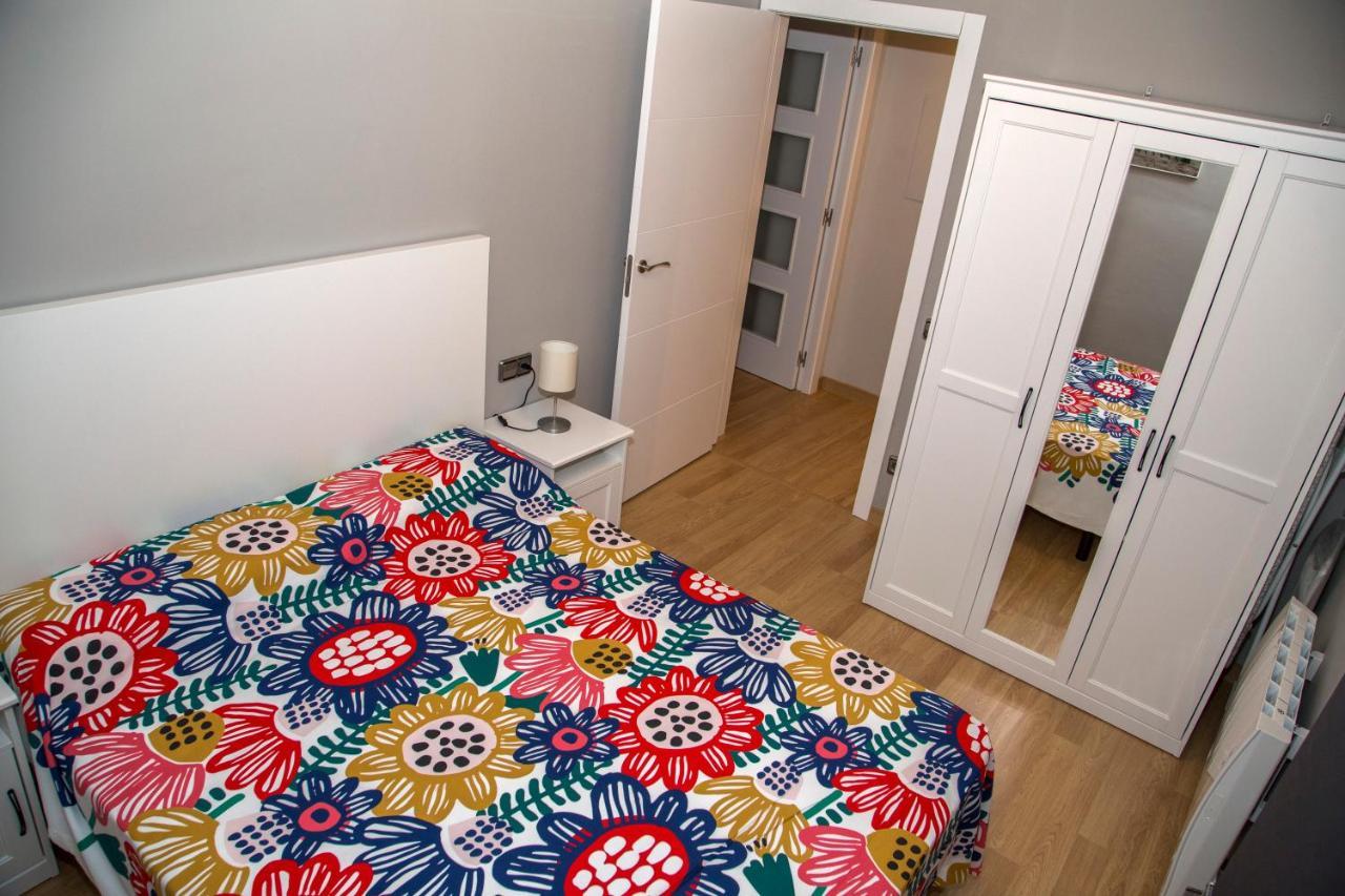 Apartamento Reus 2 - Parking Gratuito Екстер'єр фото