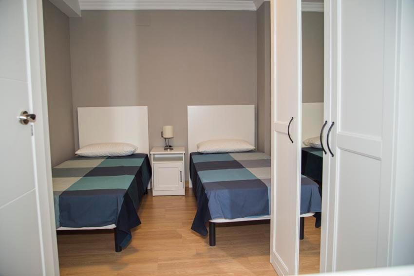 Apartamento Reus 2 - Parking Gratuito Екстер'єр фото