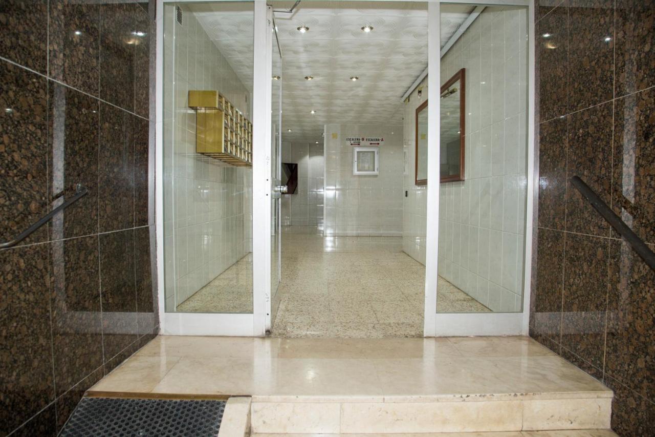 Apartamento Reus 2 - Parking Gratuito Екстер'єр фото